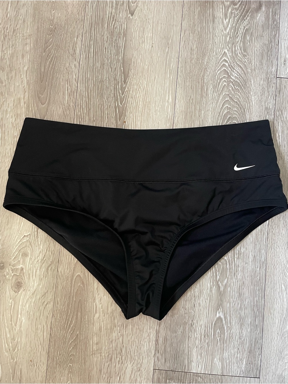 Nike Essentials High Rise Swim Bikini Bottom Plus Size 1X - Picture 2 of 6